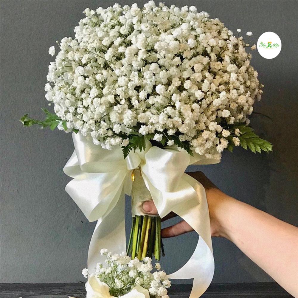 Bó hoa cô dâu baby màu trắng thể hiện tình yêu tinh khiết 
