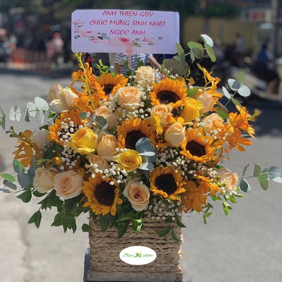 Hoa giỏ hướng dương,hồng mỡ gà-HG84