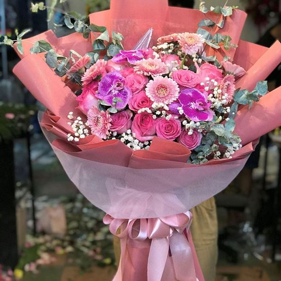 Bó hoa hồng đậm mix hồ điệp, đồng tiền - HB25