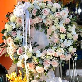 Vòng hoa viếng hoa hồng- KV05