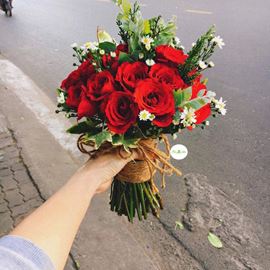 Bó hoa cưới hồng đỏ- HC06