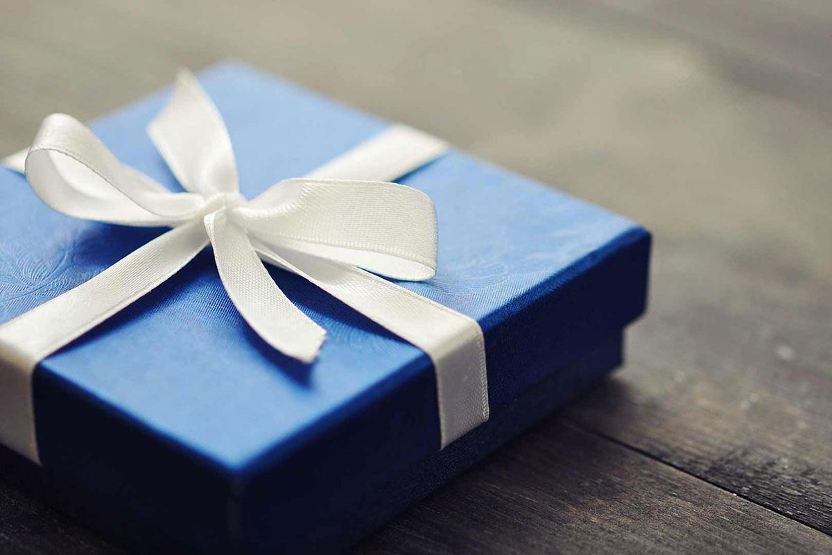 10 món quà KHÔNG NÊN tặng bạn gái hay người yêu