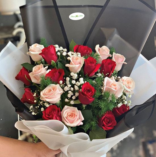 Bó hoa hồng đỏ, hồng kem-HB89