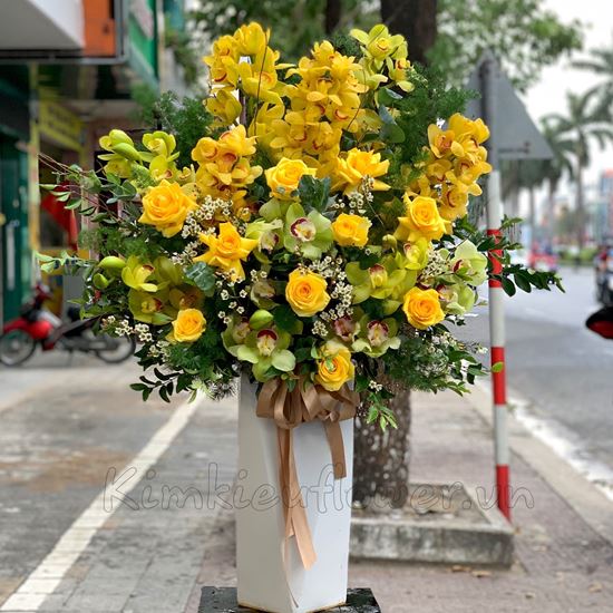 Bình hoa hồng vàng, địa lan -BI57