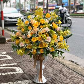 Bình hoa hồng vàng, địa lan -BI60