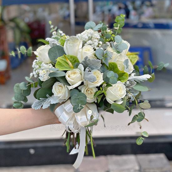 Bó hoa cưới hồng trắng, môn xanh - HC40
