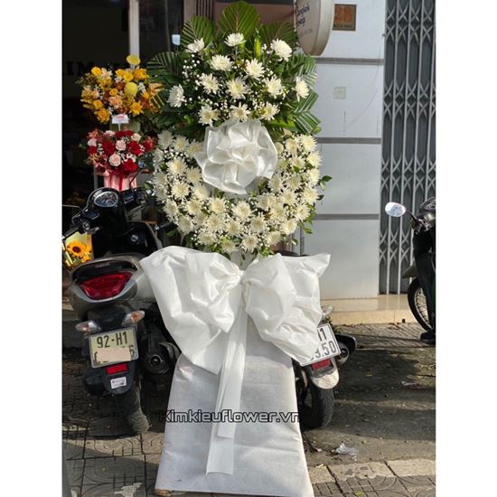 Vòng hoa cúc trắng - KV132