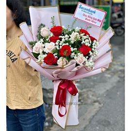 Bó hoa hồng đỏ mix kem - HB596