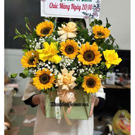 Giỏ hoa hướng dương mix hoa hồng - HG749