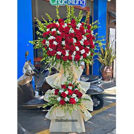 Kệ hoa chúc mừng đỏ eku mix baby - KH469