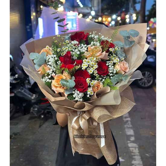 Bó hoa hồng đỏ mix shimmer - PN11