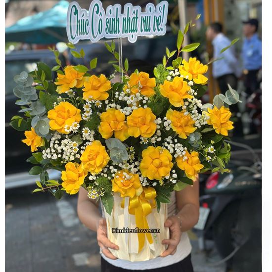 Giỏ hoa chúc mừng vàng helen - HG954