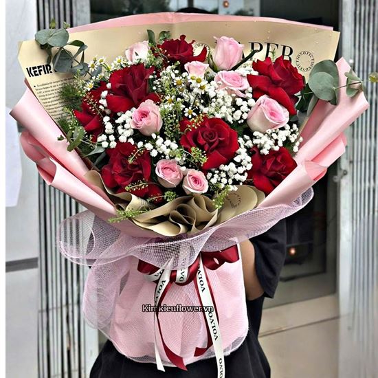 Bó hoa hồng tone đỏ mix hồng lạc thần - PN91