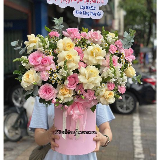 Giỏ hoa hồng lạc thần mix victor vàng - PN97