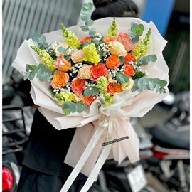 Bó hoa chúc mừng tone vàng cam - HB1032