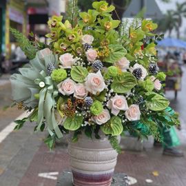 Bình hoa địa lan xanh, huyết môn xanh- BI69