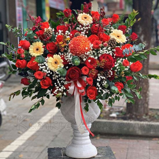 Bình hoa hồng đỏ, cúc mẫu đơn- BI74