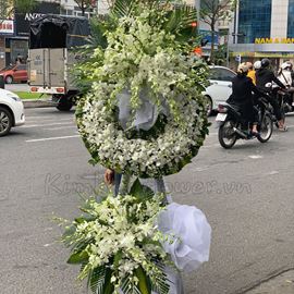 Vòng hoa viếng lan trắng - KV68