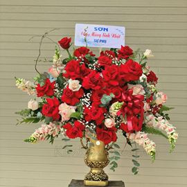 Bình hoa hồng đỏ, mõm sói - BI100