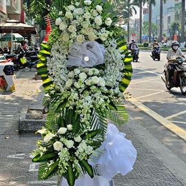 Vòng hoa viếng hồng trắng, lan trắng - KV74