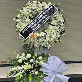 Vòng hoa viếng hồng trắng, đồng tiền trắng - KV75