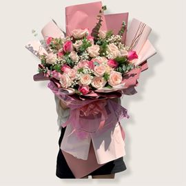 Bó hoa hồng kem, dâu - HB200