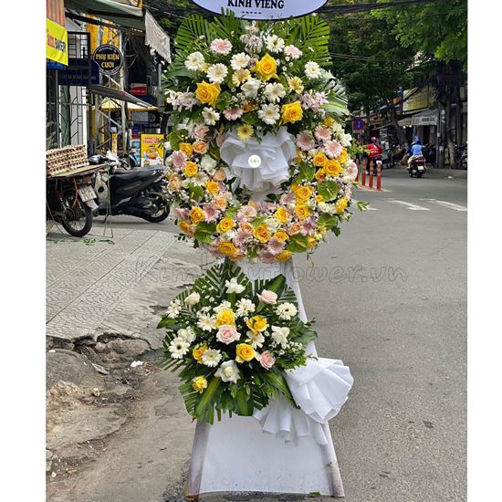 Vòng hoa hồng vàng, hồng mô xanh - KV88