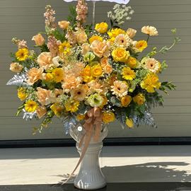 Bình hoa hồng vàng, phi yến - BI124