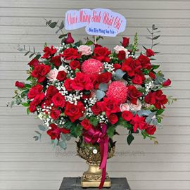 Bình hoa hồng đỏ , cúc mẫu đơn - BI130