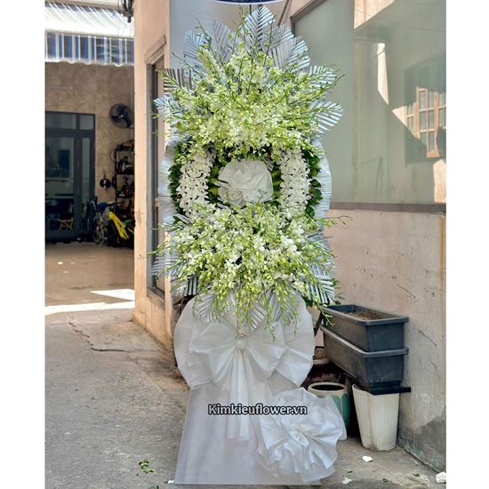 Vòng hoa chia buồn lan trắng - KV286