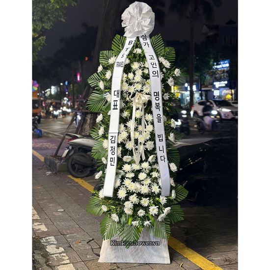 Kệ hoa chia buồn cúc trắng - KV311