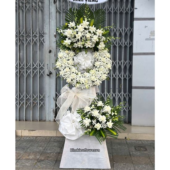 Vòng hoa chia buồn tone trắng - KV322