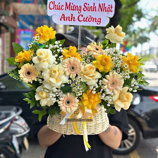 Giỏ hoa chúc mừng tone vàng - HG892