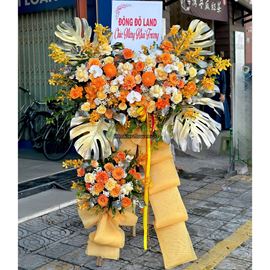 Kệ hoa chúc mừng bảng chữ tone cam - KH440