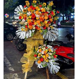 Kệ hoa chúc mừng tone đỏ cam - KH444