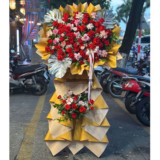 Kệ hoa chúc mừng hoa hồng đỏ, hồng- KH447