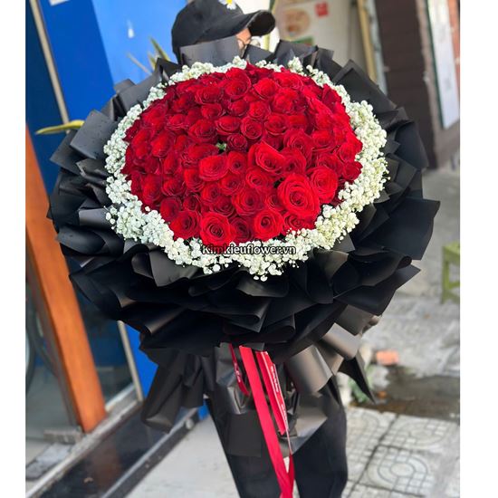 Bó hoa đỏ eku 99 bông kiểu bó tròn - HB894