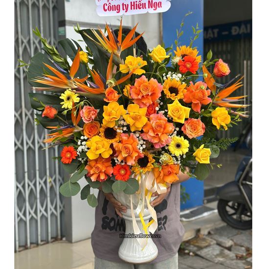 Bình hoa chúc mừng tone vàng cam mix thiên điểu - BI339