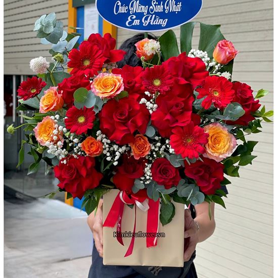 Giỏ hoa chúc mừng tone đỏ mix cam spirit - HG913