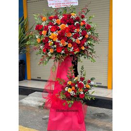 Kệ hoa chúc mừng tone đỏ cam - KH460