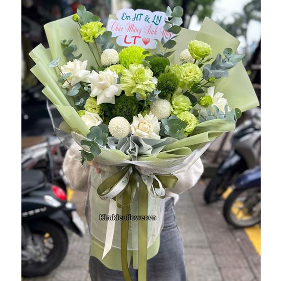 Bó hoa chúc mừng tone xanh lá mix cát tường - HB976