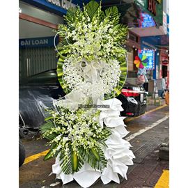 Vòng hoa chia buồn lan trắng - KV329