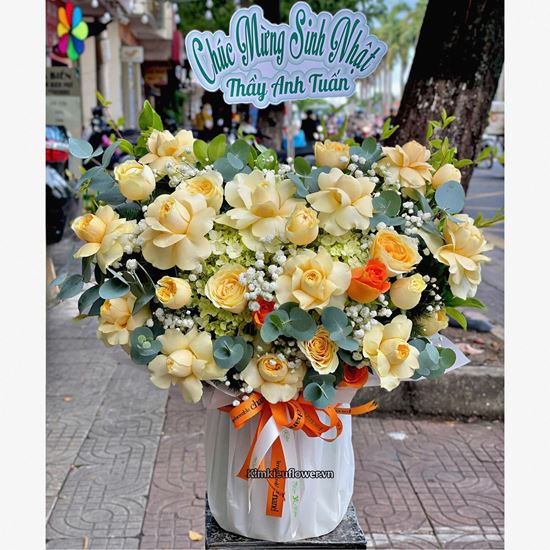 Giỏ hoa chúc mừng hồng victo - HG935