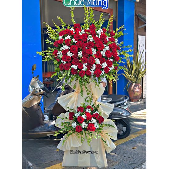 Kệ hoa chúc mừng đỏ eku mix baby - KH469