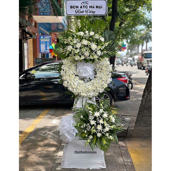 Vòng hoa chia buồn tone trắng - KV335