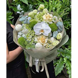 Bó hoa chúc mừng tone xanh lá - HB1012