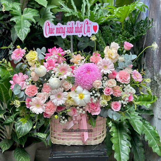 Giỏ hoa chúc mừng tone hồng mix tulip trắng - HG948