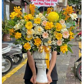 Bình hoa chúc mừng tone vàng - BI371