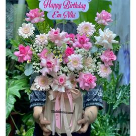 Giỏ hoa chúc mừng tone hồng - HG966 Giỏ hoa chúc mừng tone hồng - HG966