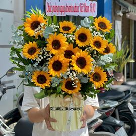 Giỏ hoa chúc mừng hướng dương - HG970 Giỏ hoa chúc mừng hướng dương - HG970